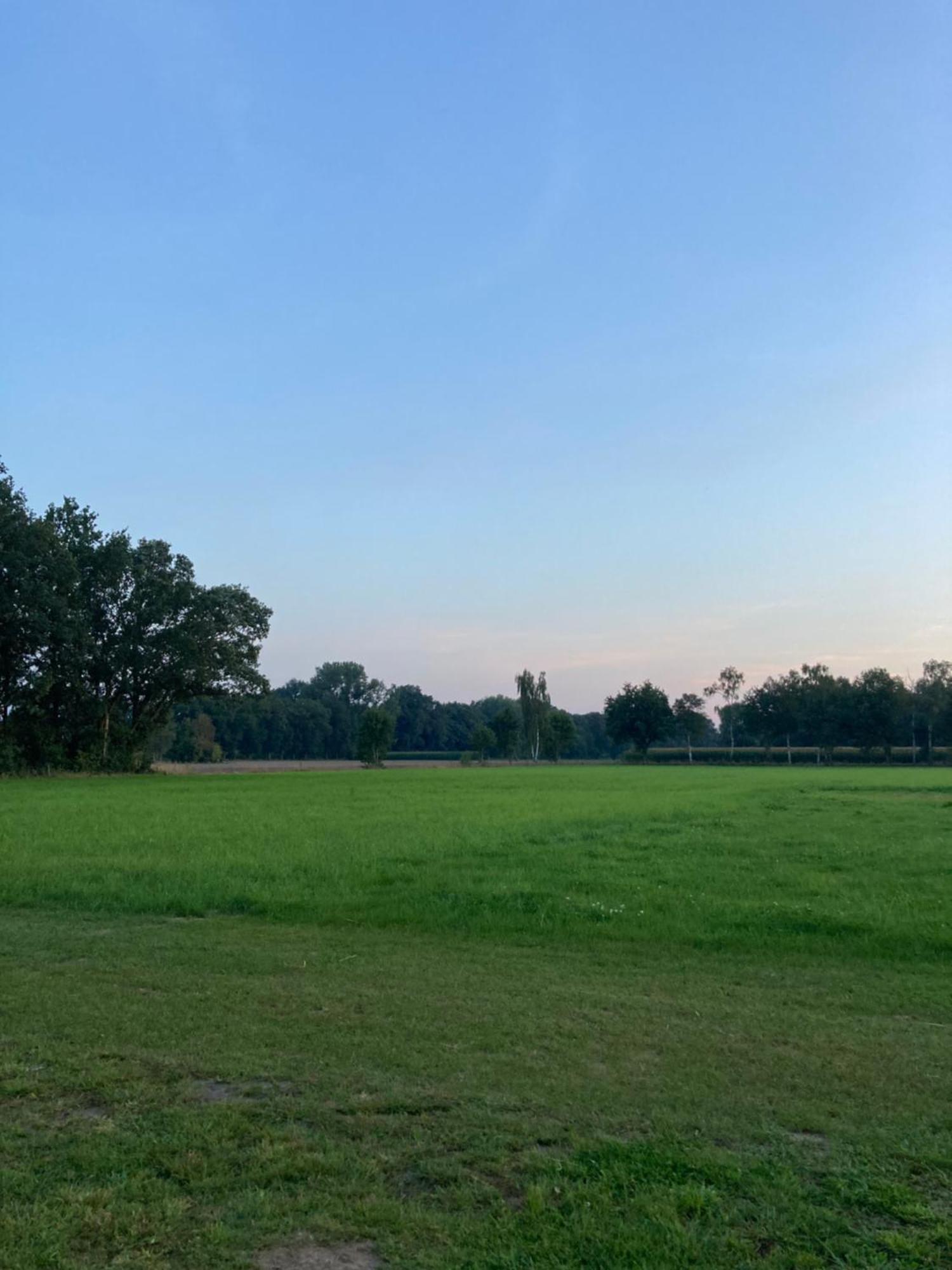 Bed & Breakfast Hoeve Happiness - Ontbijt Inbegrepen - Wellness Aanwezig Voorthuizen Exterior foto